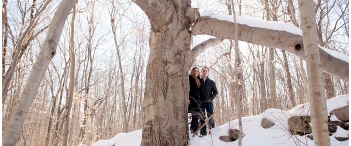 JKoteenPhotography_EngagementPhotos_WinterSnowPhotos_CranburyParkCT_JakeKoteenPhotographer_1199.jpg